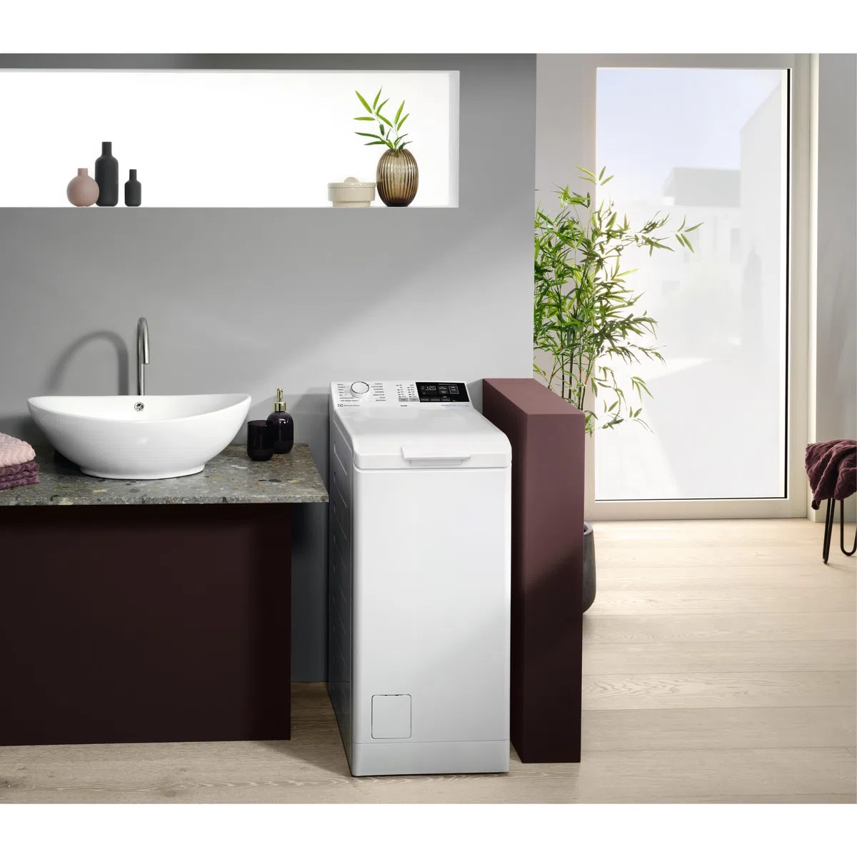Electrolux EN6T4722NF Lavadora de Carga Superior 7Kg, 1200 rpm, Libre Instalación, Tecnología SensiCare, Función TimeSave, Inicio en Diferido, Programa Antialergias, Display LCD, Blanco, Clase A
