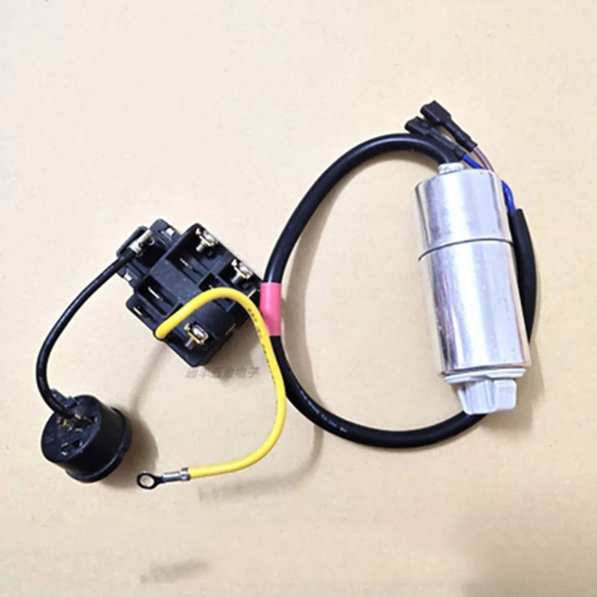 QP2-15/D Relé de arranque para refrigerador + protector redondo, relé de arranque de sobrecarga del compresor compatible con accesorios de repuesto para refrigerador Haier