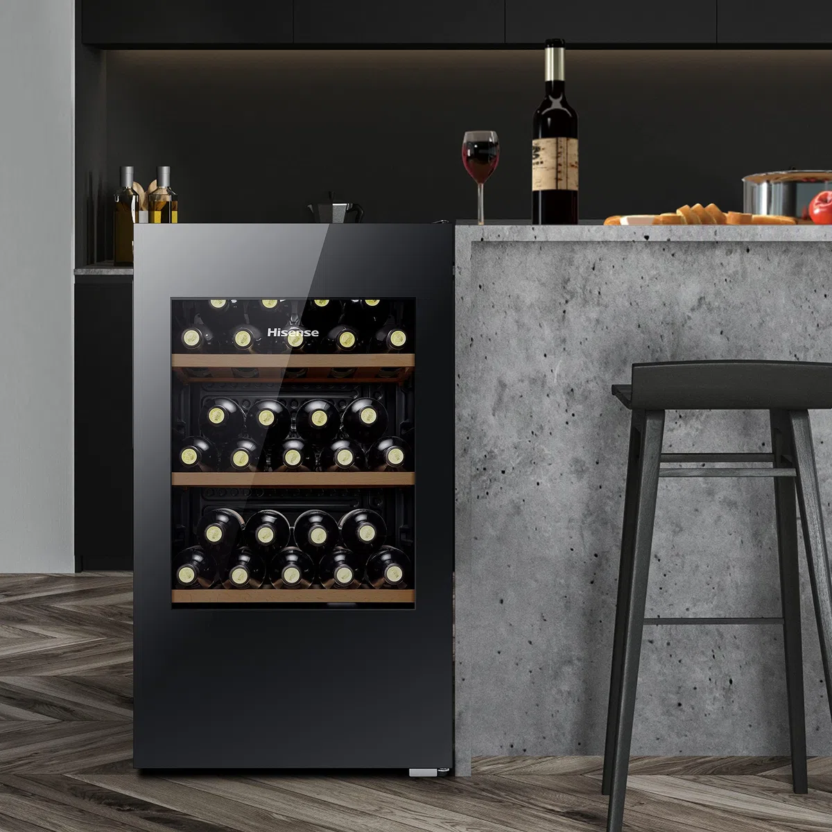 Hisense MWC4894GF - Bodega de Vino de 30 Botellas, monotemperatura, Vidrio Anti-UV, estantes de Madera, Pantalla táctil, iluminación LED, año 2023